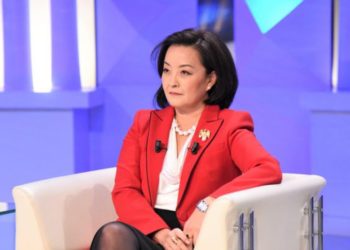 Ambasadorja amerikane, Yuri Kim.