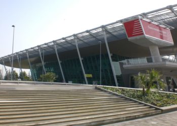 Aeroporti Nënë Tereza