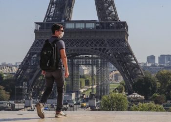 Franca gjatë pandemisë COVID-19