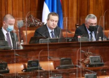 Zbardhet biseda!/ Çfarë i tha kryeparlamentari serb deputetit shqiptar që vendosi flamurin kuqezi në Kuvendin e Serbisë?