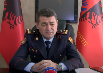 Ndalimi i tubimeve politike, drejtori i policisë së Tiranës: Nuk do japim leje në fushatë. Ja pse e shoqëruam Kastriot Islamin