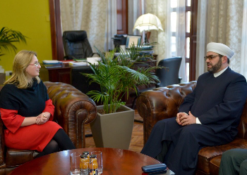 U dërgua në Turqi për t’u kuruar nga Covid-19/ Përmirësohet gjendja e myftiut të Shkodrës