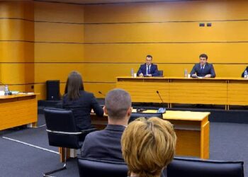 Foto ilustruese nga seanca në KPK