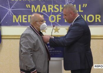 MJEKËT TRITAN KALO DHE SKËNDER BRATAJ VLERËSOHEN PËR KONTRIBUTIN E DHËNË GJATË PANDEMISË