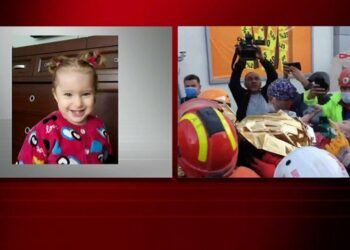 VIDEO EMOCIONUESE/ VOGËLUSHJA 3-VJEÇARE NXIRRET NGA RRËNOJAT E NDËRTESËS SË SHEMBUR NGA TERMETI NË TURQI