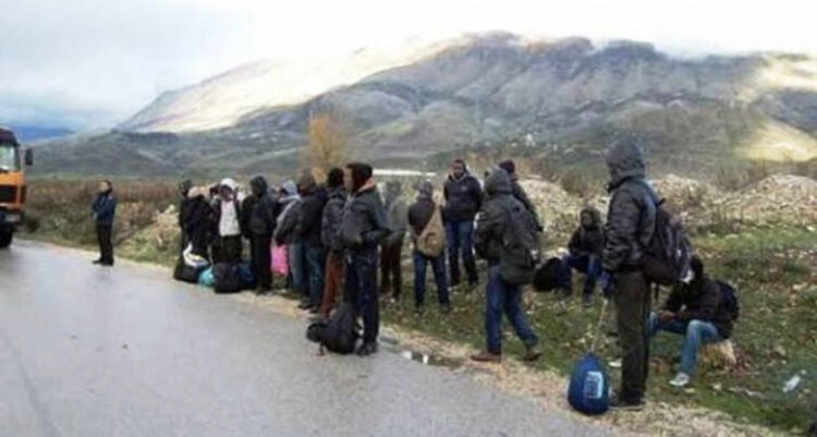 Këshilli i Ministrave merr vendimin,  të gjithë emigrantët të deklarojnë adresën e tyre jashtë shtetit