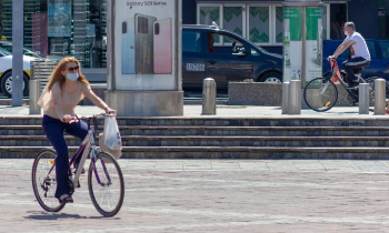 Mali i Zi rikthen karantinën në fundjavë, vendi i dytë në Europë me më shumë infeksione