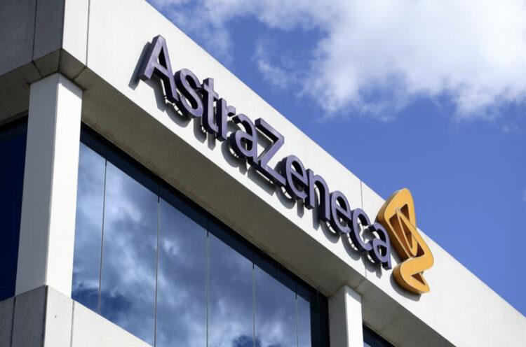 Vaksina anti-COVID e Oxford dhe AstraZeneca-s është 70% efektive
