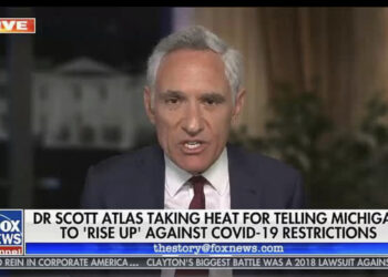 “Çmendet” këshilltari i Trump, i del kundër shefit të tij