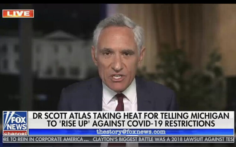 “Çmendet” këshilltari i Trump, i del kundër shefit të tij