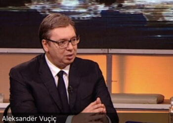 Kërcënohet me jetë Aleksandër Vuçiç, dalin mesazhet: Do të të eliminojë snajperi, ti s’më sheh por unë…