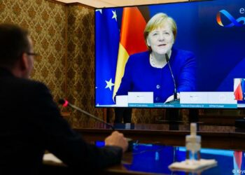 Merkel: Nuk mund të premtoj çeljen e negociatave me Shqipërinë!