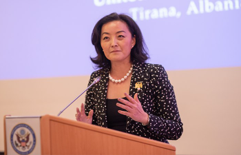 Yuri Kim: Punoni me urgjencë për ngritjen e Gjykatës Kushtetuese