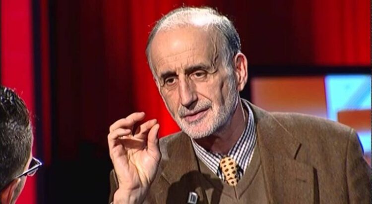 EDMOND TUPJA/ Alfabeti shqip në rrezik!