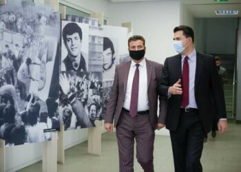 Basha pas takimit me kreun e Komunës së Mitrovicës: Mbështes apelin e tij për krerët e partive, të bashkohemi përballë asaj që po ndodh me çlirimtarët e UÇK!