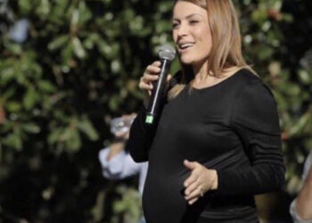 “Një tjetër rreze drite ndriçoi”/ Deputetja socialiste jep lajmin e bukur