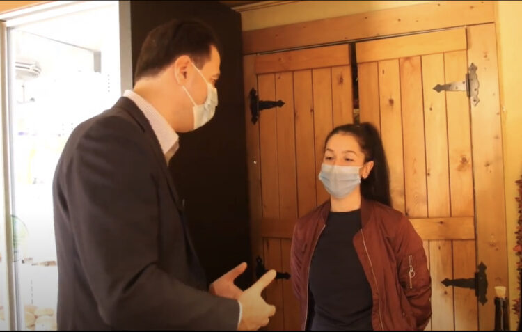 Basha me biznesin në Tiranë: Njerëzit nuk sigurojnë dot ushqimin bazë, kriza vazhdon prej 7 vitesh