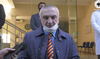 Meta në 1-vjetorin e tërmetit shkatërrimtar: Gjeni përgjegjësit! E papranueshme, që ende nuk është garantuar strehimi