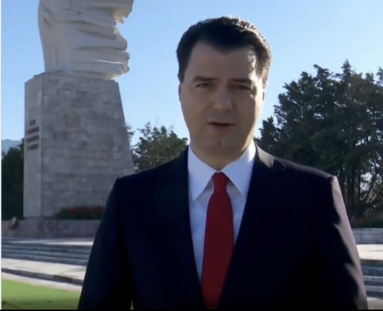 Basha: 28-nëntori tjetër do të na gjejë me një Shqipëri më të shëndetshme, më të mirë dhe më afër Europës