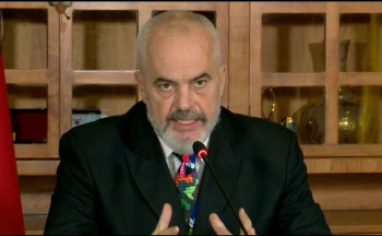 Rama: Sfida jonë është të mos mbetemi të fundit për marrjen e vaksinës kundër COVID-19