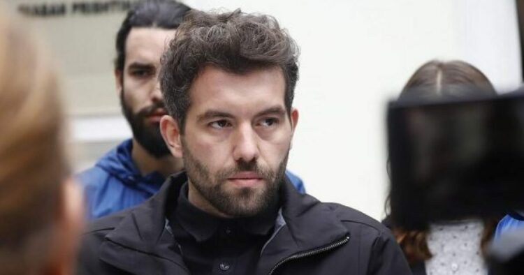 RRON GJINOVCI: REAGIMI I ALBIN KURTIT MBI AKTAKUZAT E ISH-DREJTUESVE TË UÇK-SË ËSHTË SKANDALOZ