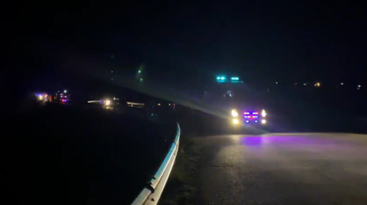 Kamionçina i ndërpret rrugën “Toyota-s”, mes pesë të plagosurve edhe një fëmijë. Detaje nga ngjarja e ndodhur