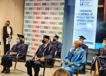 EDI RAMA: PËR HERË TË PARË NË NJË CEREMONI PËR NJË POET TË RRALLË