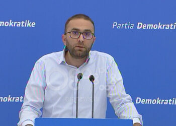 PANDEMIA JASHTË KONTROLIT/  BARDHI:  RAMA I FSHIHET PËRGJEGJËSISË ME MASHTRIME E SULME TË PAVËRTETA (video)