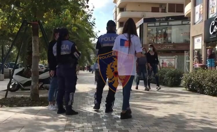 SHKELËN MASAT ANTI-COVID, GJOBITEN 9 LOKALE DHE 692 QYTETARË PA MASKA! 27 PREJ TYRE SHKELËN KARANTINËN PAS ORËS 22:00