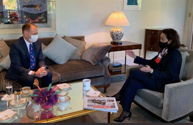 Yuri Kim dhe Gent Gazheli