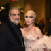 LADY GAGA I BASHKOHET FUSHATËS SË BIDEN, SURPRIZON BABAI I KËNGËTARES