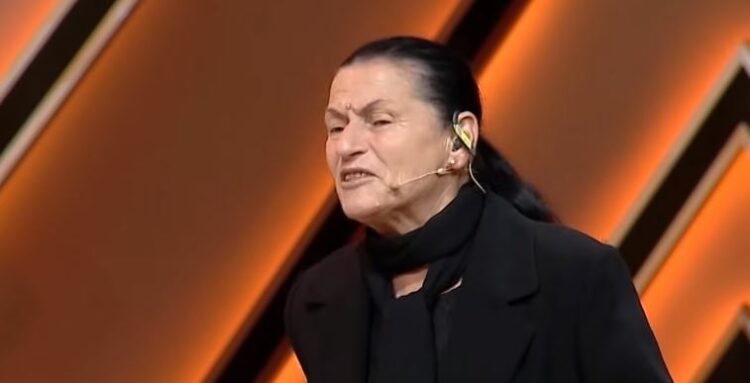 Shihemi në gjyq/ Nëna i drejtohet djalit:Nuk po më lë të jetoj or bir, më ke futur në bagazh të makinës