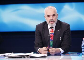 PSE NUK BËHEN TESTIME MASIVE? RAMA JEP PËRGJIGJEN…
