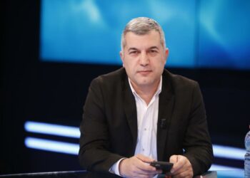 “Mjekët e shënojnë vdekje nga Covid, MSH ditën tjetër nuk e raporton…/ Mjeku Koni shpjegon si raportohet numri i viktimave