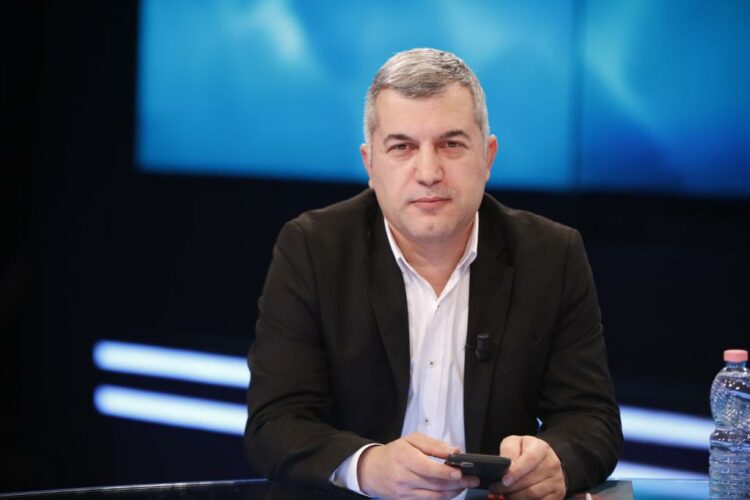 “Mjekët e shënojnë vdekje nga Covid, MSH ditën tjetër nuk e raporton…/ Mjeku Koni shpjegon si raportohet numri i viktimave