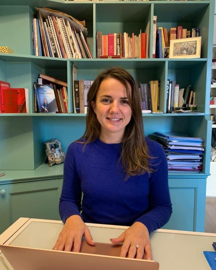 E INFEKTUAR ME COVID-19, RUDINA HAJDARI FLET PËR GJENDJEN E SAJ