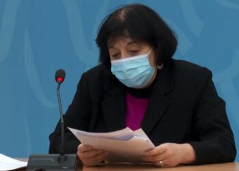 COVID-19 NË SHQIPËRI/SILVA BINO: MIRATOHEN TESTET E SHPEJTA