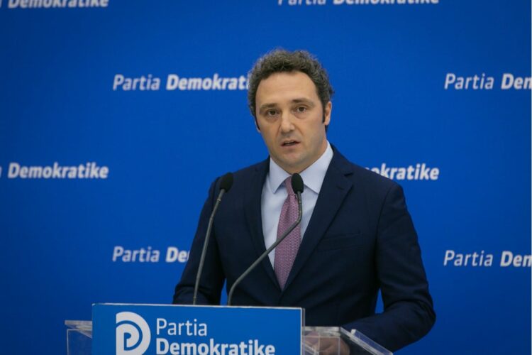 ‘VIRUSI JASHTË KONTROLLLIT, KRYEMINISTRIA MUND TË MBYLLET PËR 15 DITË…’