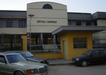 TRAJNERI I NJOHUR NDËRRON JETË NGA COVID/SPITALI I DURRËSIT SQARON GJENDJEN ME TË CILËN KISHTE SHKUAR NË URGJENCË