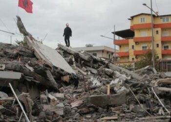 Sot një vit nga tërmeti tragjik/ Kur Shqipëria ‘u zgjua’ nën rrënojat e tërmetit të 26 nëntorit 2019 (FOTOT)