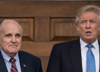 REAGON ASHPËR AVOKATI I TRUMP: DO KETË PËRBALLJE LIGJORE