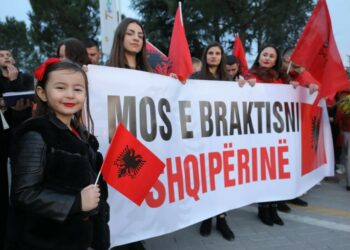 ‘Ritmet e shpopullimit të Shqipërisë dramatike’, Meta: Të bashkohemi të gjithë për t’i thënë ndal