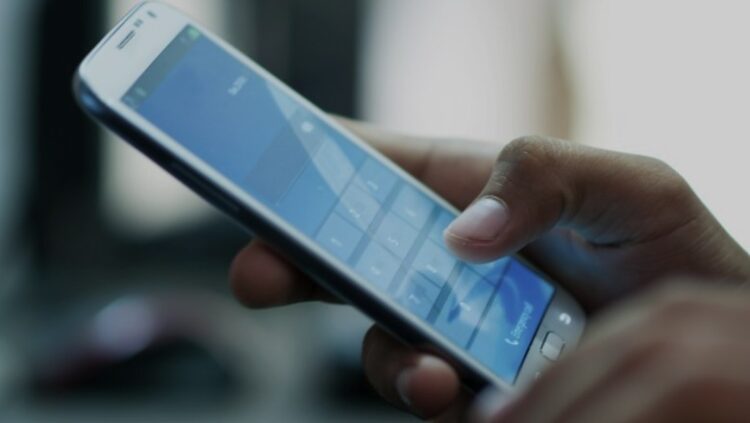 Kosto e komunikimit për shqiptarët është dyfishuar në pesë vjet, më e shtrenjtë se mesatarja e BE