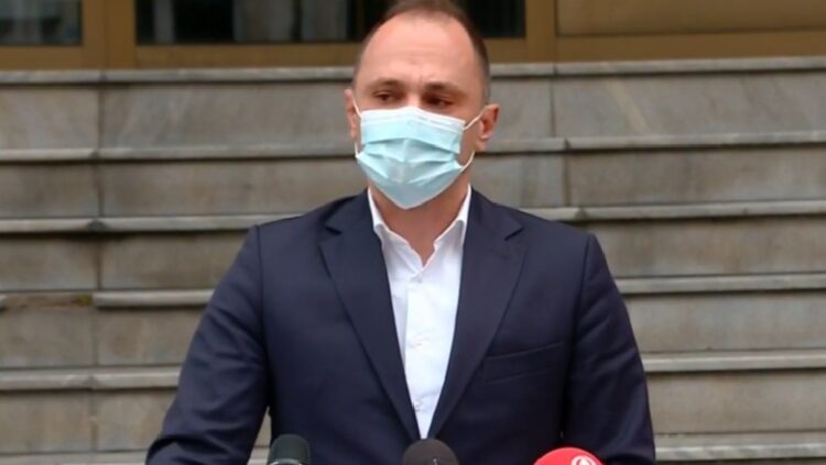 Maqedonia e Veriut, Vaksina antiCOVID deri në mars, prioritet punonjësit shëndetësor