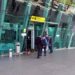 Situata e COVID/ Këto janë 20 fluturimet e konfirmuara për nesër, TIA-pasagjerëve: Kontaktoni kompanitë ajrore për rregullat e karantinës