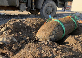 Gjendet një bombë e Luftës së Dytë Botërore në Tiranë me peshë 500 kg, Xhaçka: U zhvendos në poligonin e Bizës
