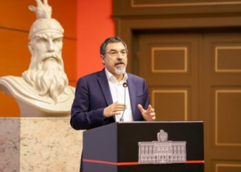 “Siguria në vend”, ministri Çuçi nxjerr anketimin suedez: Shumica e shqiptarëve e aprovojnë, jemi afër mesatares së Europës!