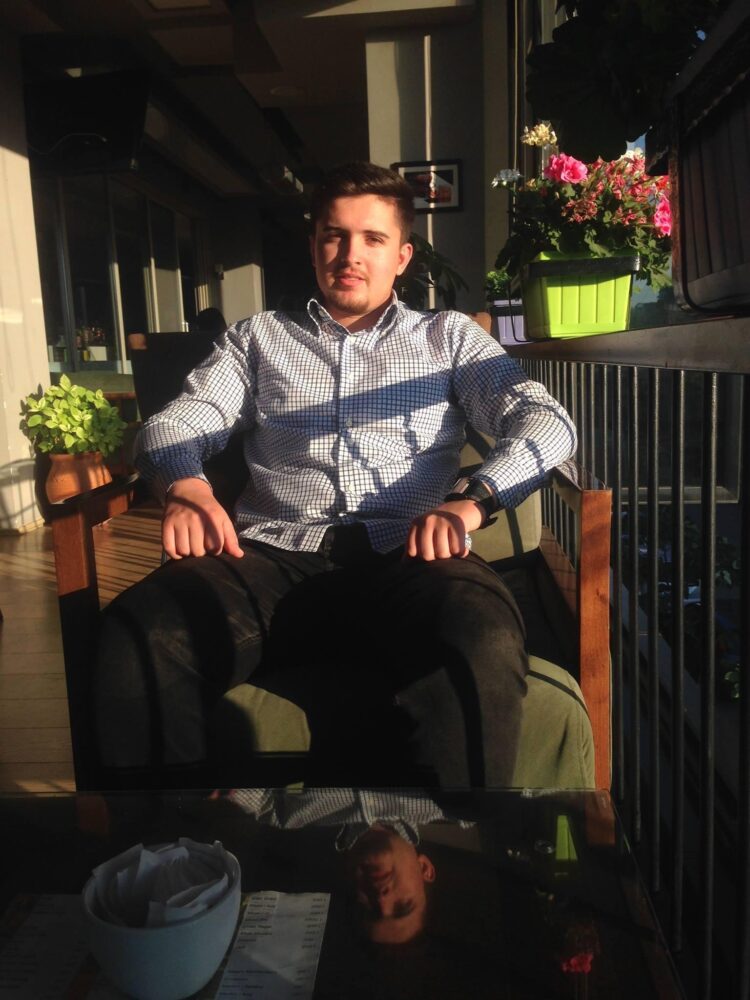 Ja kush është polici që u vra me plumb në zemër në Lezhë