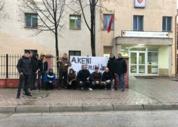 Të rinjtë në Kukës