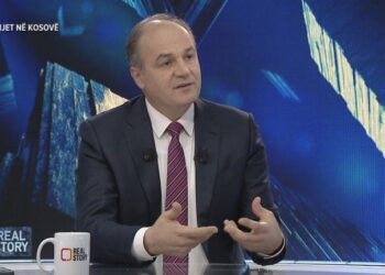 “Do krijoj një “momentum” të ri diplomatik”, Hoxhaj: Nëse zgjidhem kryetar qeverie, në mes të vitit firmosim njohjen reciproke me Serbinë